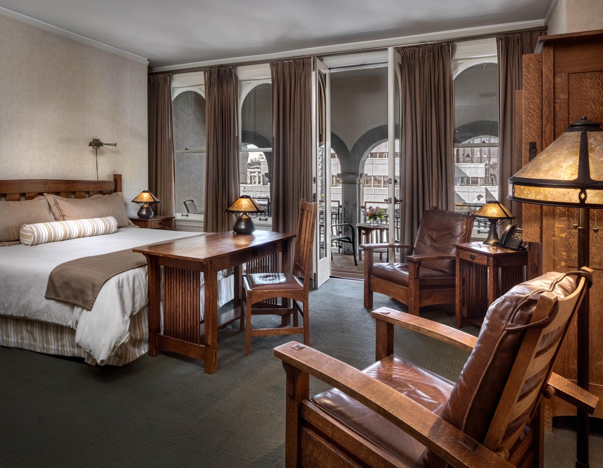 Alta Club hotel